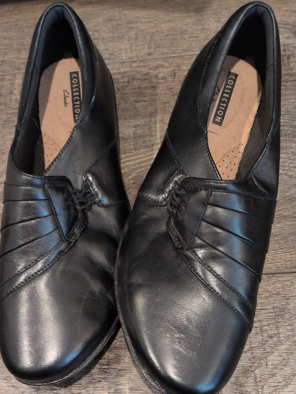 Clarks Black Leather Casual Slip-On 10